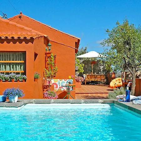 Casa Tres Almendros